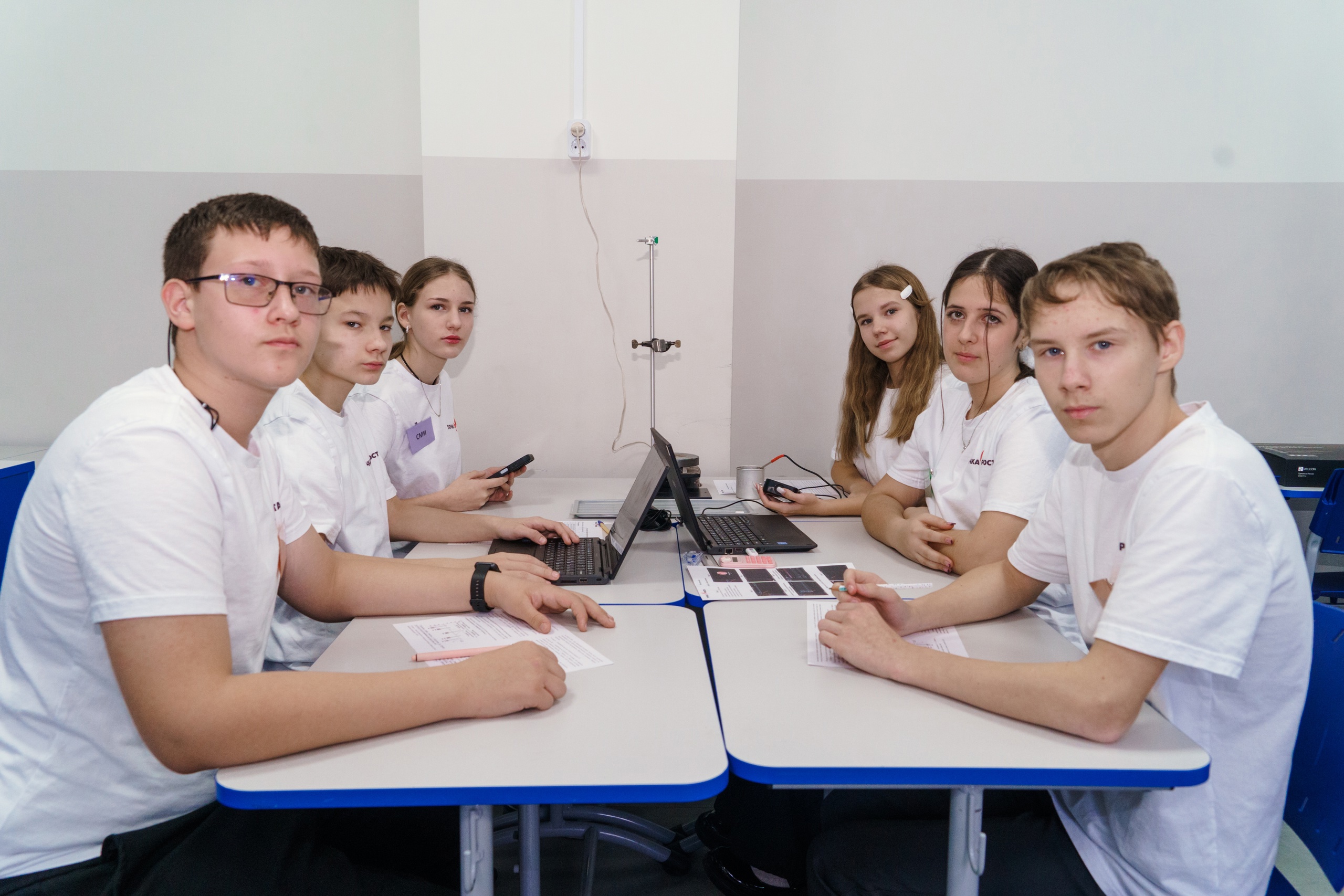 Практические открытые уроки по физике и химии на базе центра &amp;quot;Точка роста&amp;quot;.